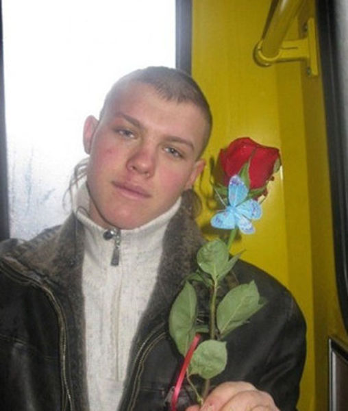 cringeworthy_and_totally_awkward_photos_from_russian_dating_sites_640_12