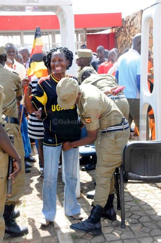 uganda_police_04