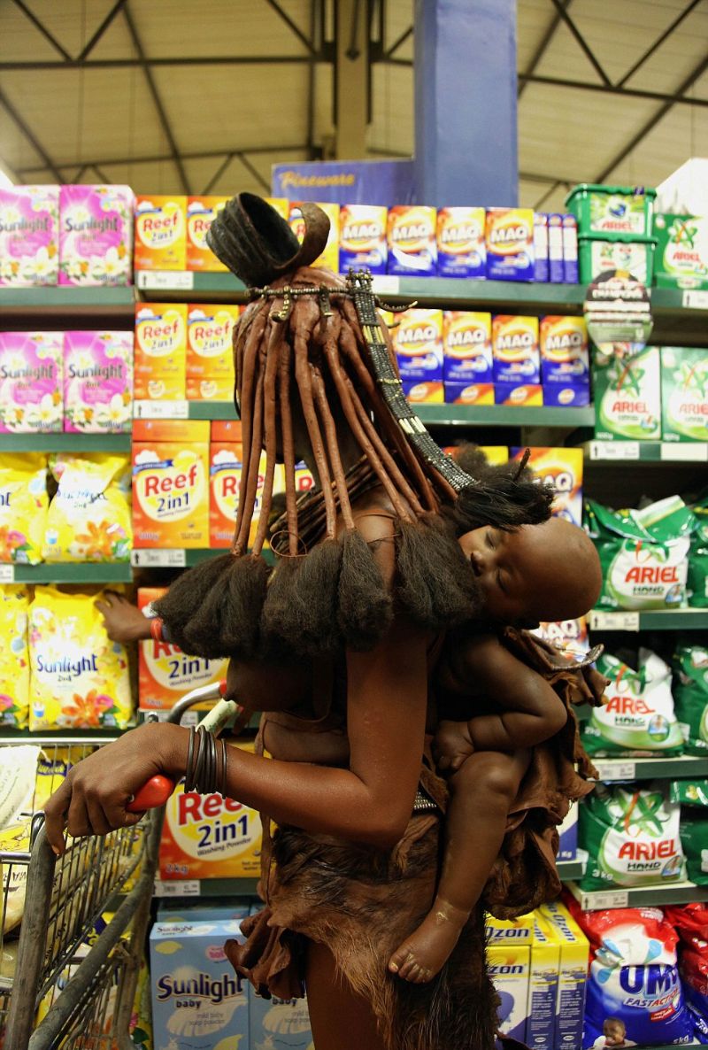 afrikanka-v-supermarkete_03