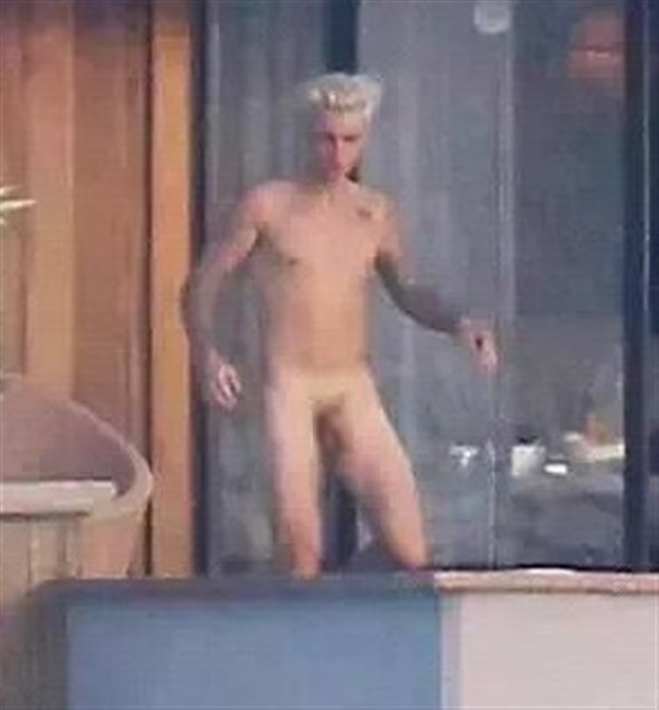 Finest Justin Bieber Full Frontal Naked Png